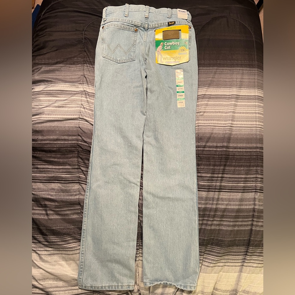 Men’s Wrangler Cowboy Cut Slim Fit Jeans in Light Blue